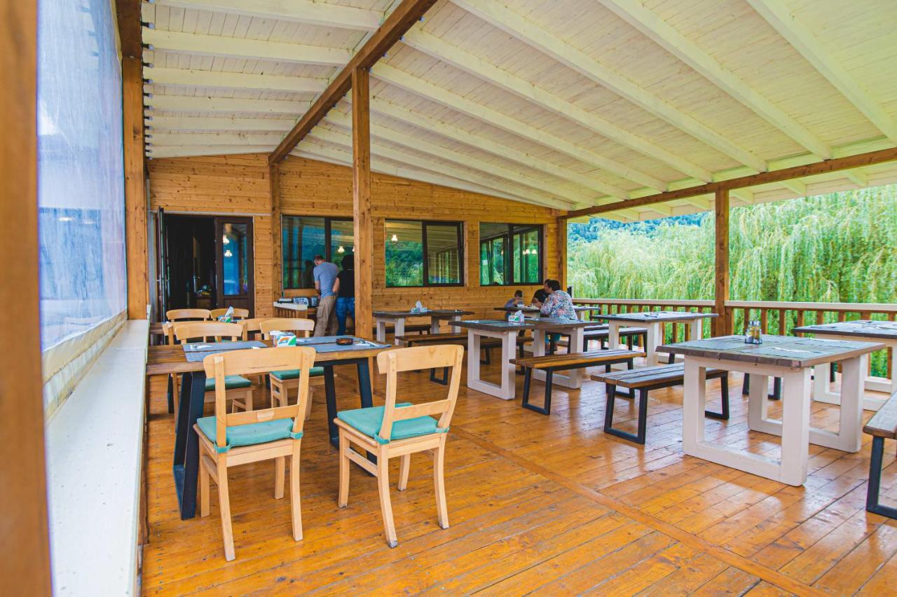 Hotel Class Brezoi Exterior foto